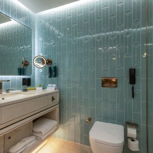 D2DV - Double Deluxe Room with Bosphorus View - Bathroom (1)